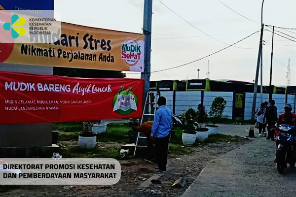 Penyerahan dan Pemantauan Media Mudik Sehat 2019 di Berbagai Lokasi