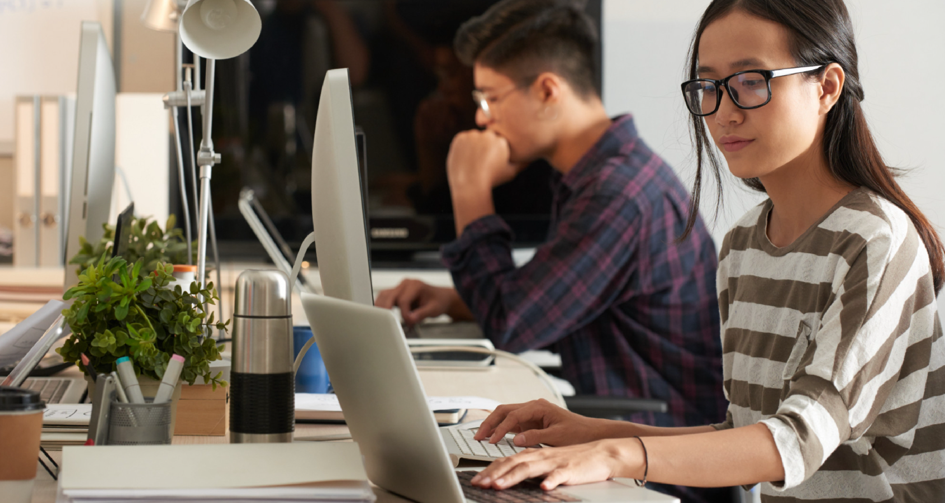 Sering Menatap Layar?  Kenali Computer Vision Syndrome Dan Cara Mencegahnya 